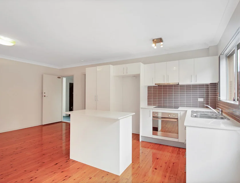 2/32 Matthews Street, Wollongong, Wollongong - Greater Region, 3部屋, 1バスルーム, Apartment