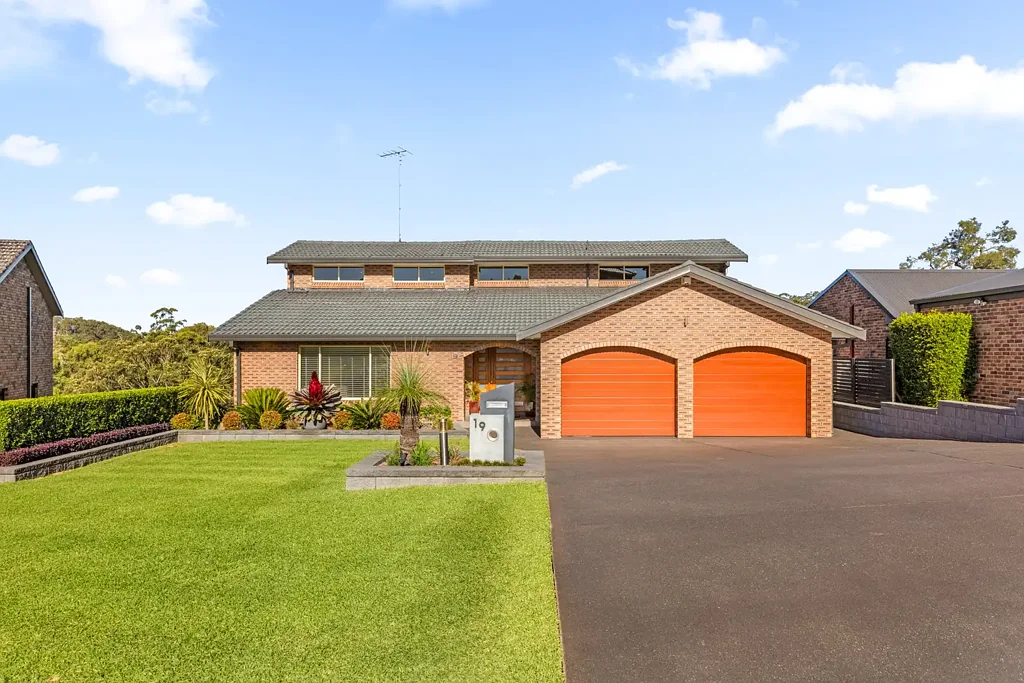 19 Mcpherson Place, Illawong, NSW 2234