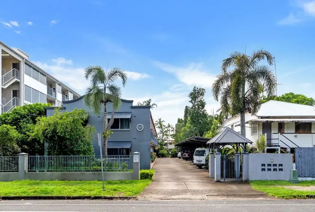 UNFURNISHED UNIT IN A CONVENIENT LOCATION!