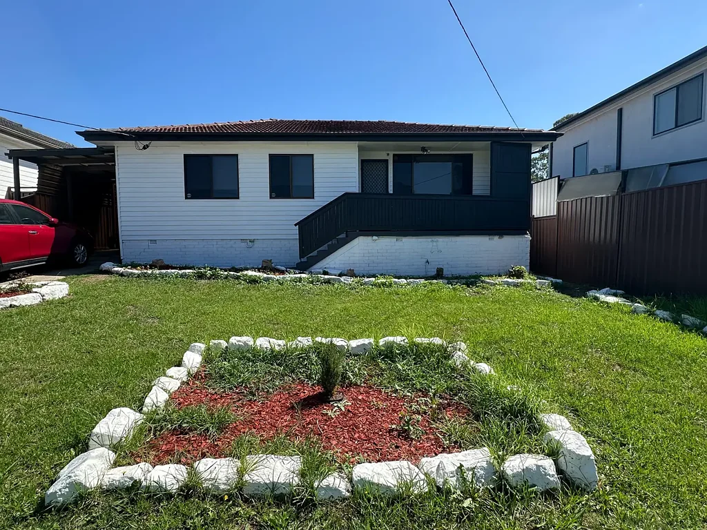 33 Lyndley Street, Busby, NSW 2168