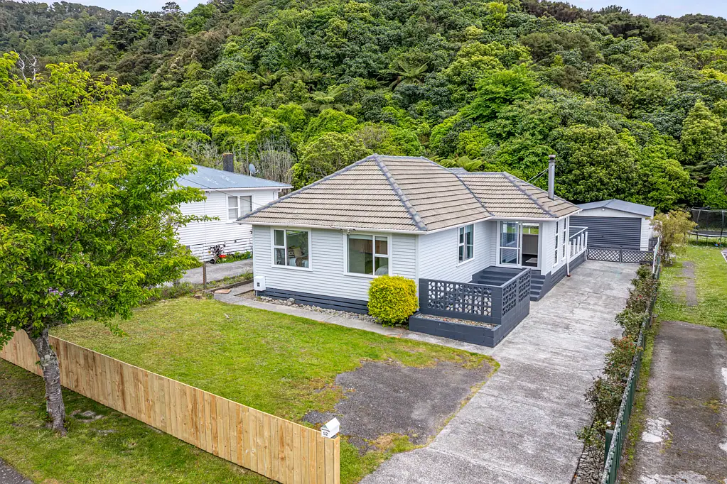 52 Lees Grove, Wainuiomata, Lower Hutt, Wellington
