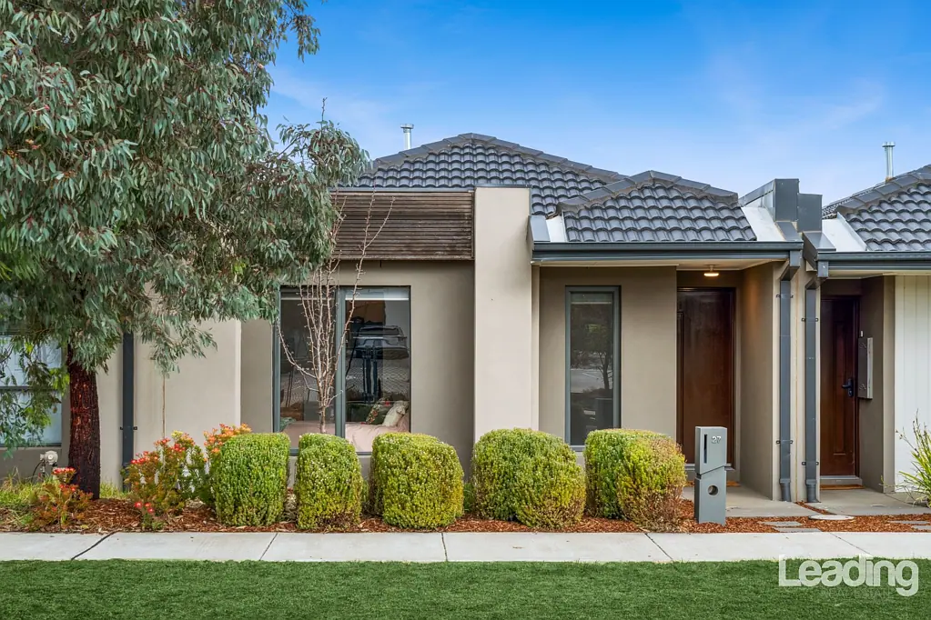 27 Civic Street, Diggers Rest, VIC 3427