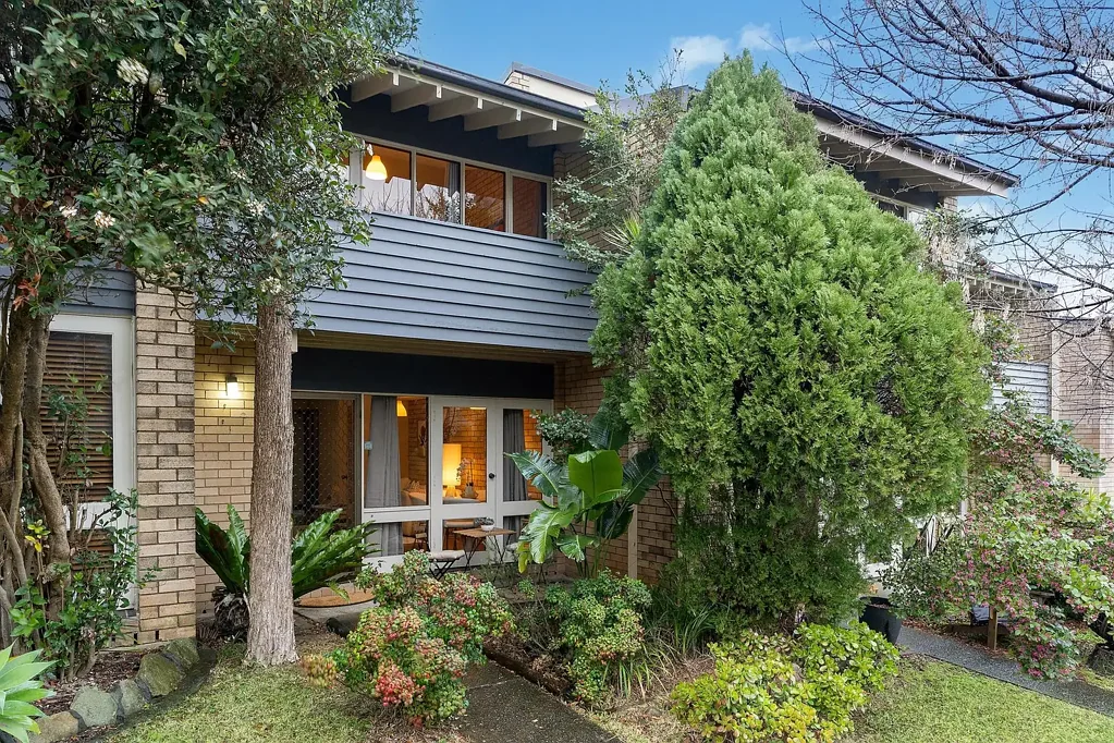 2/13-17 Llewellyn Street, Rhodes, NSW 2138