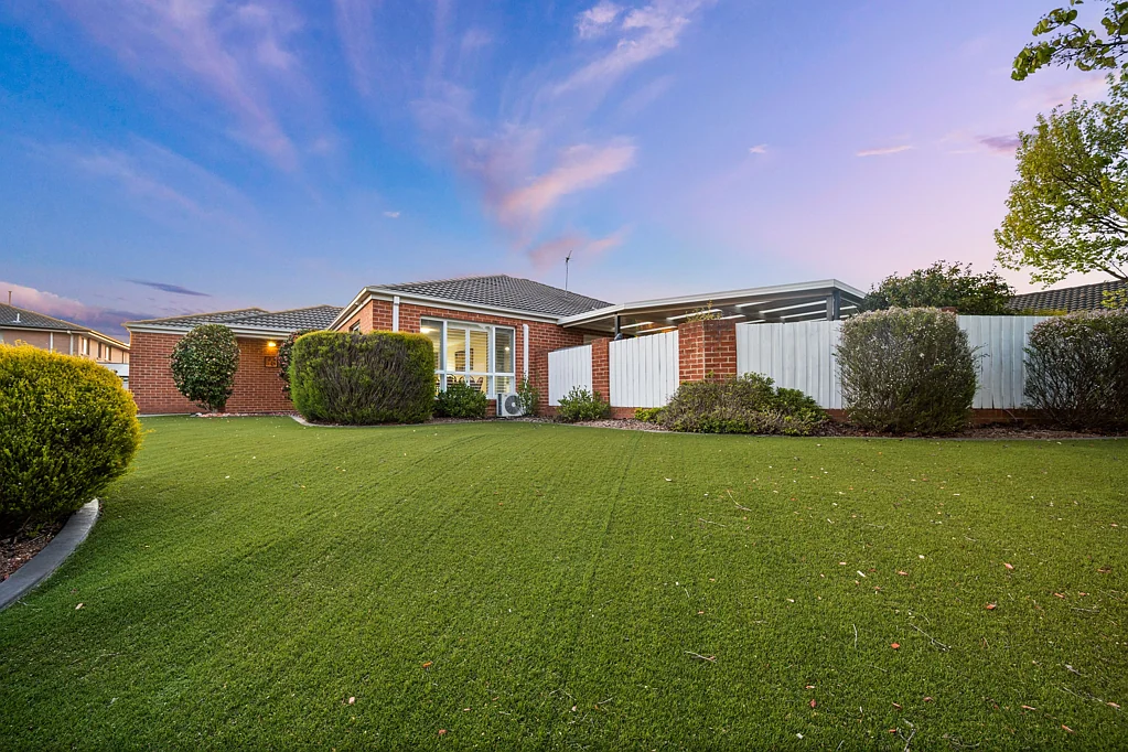 11 Coolgardie Street, Dunlop, ACT 2615