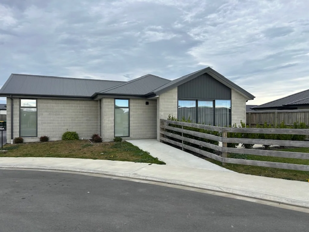 10A Coney Place