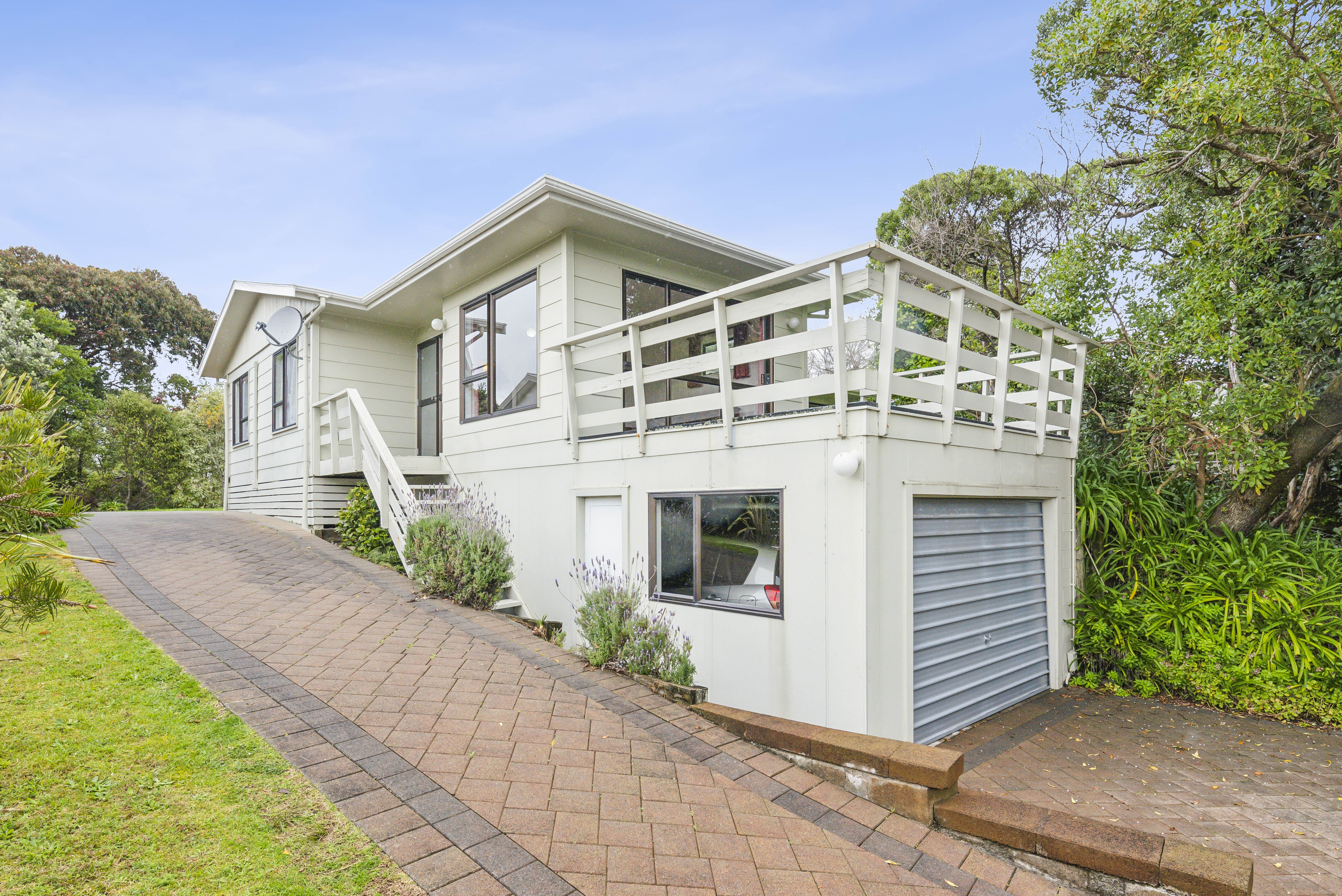 66 Renown Road, Raumati South