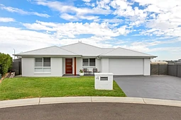 4 Corvina Close, Tamworth