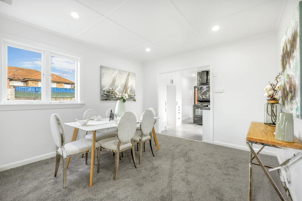 Papakura 3ਬੈੱਡਰੂਮ FULLY RENOVATED & READY TO IMPRESS