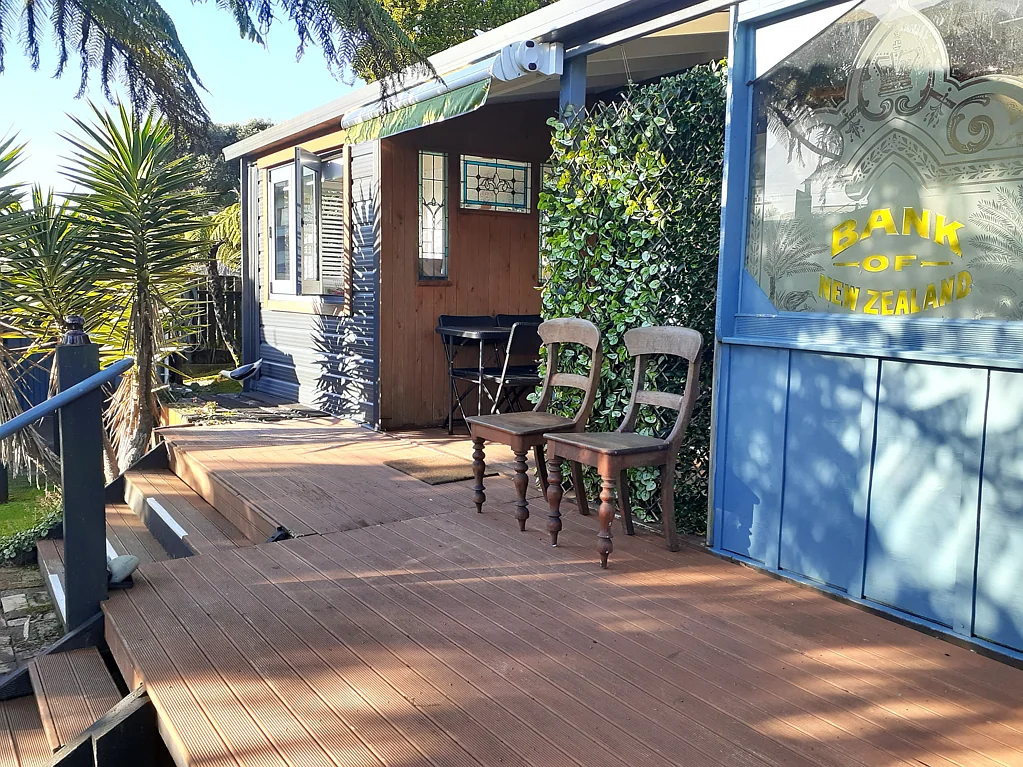Carters Beach 2બેડરૂમ CALLING YOUNG RETIREES! BEACHSIDE AND INCOME!