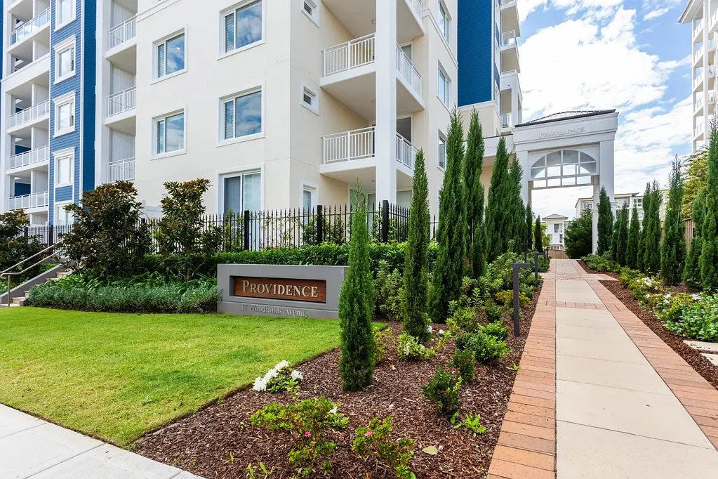 Beautifully presented apartment in "Providence"