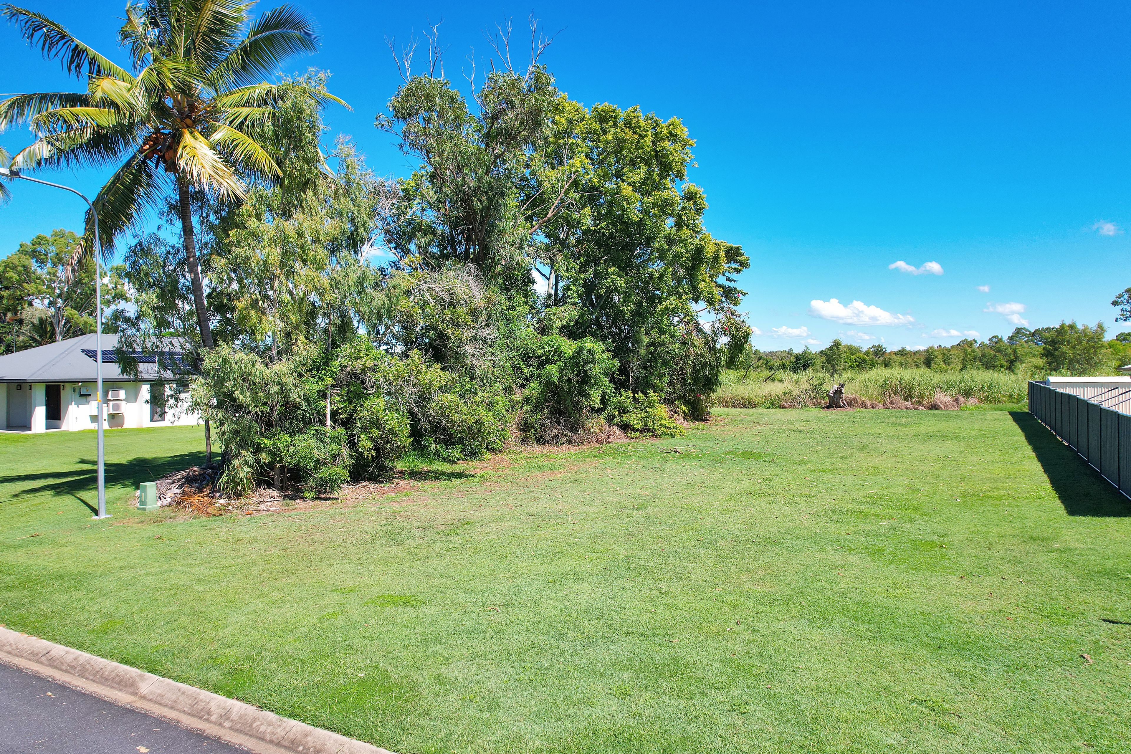 24 RANKIN CT, ARMSTRONG BEACH QLD 4737, 0 habitaciones, 0 baños, Section