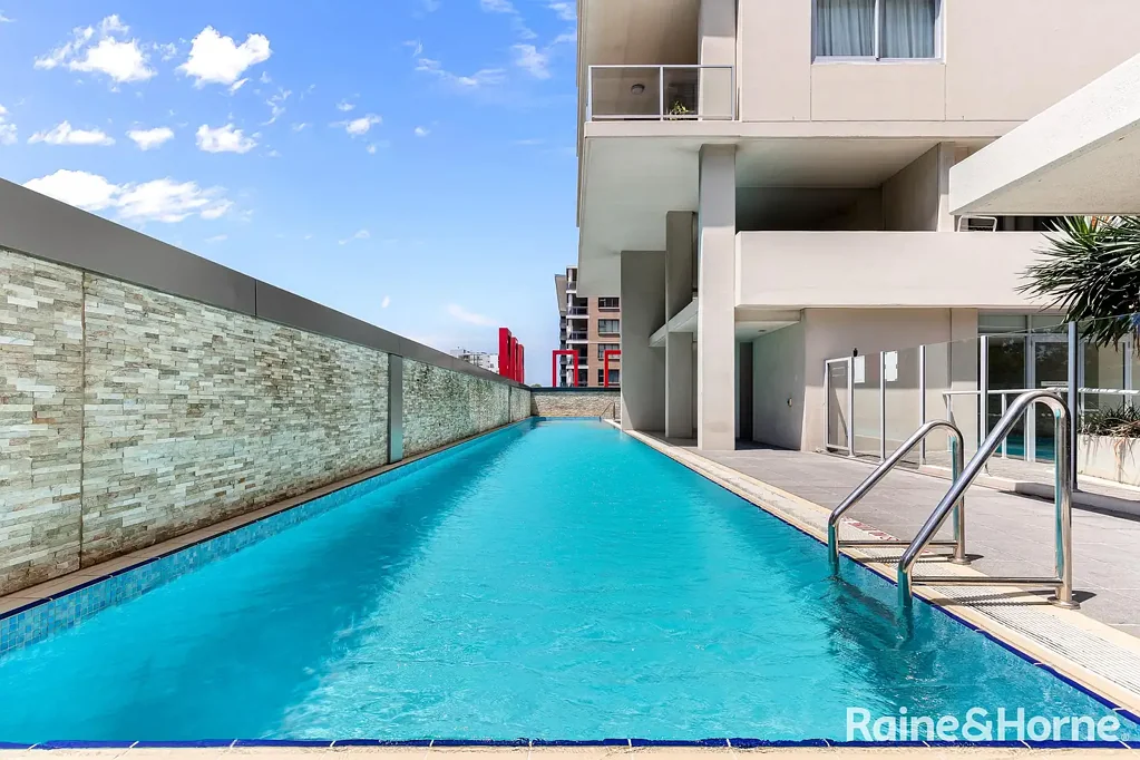 Luxury living in the heart of Mascot
