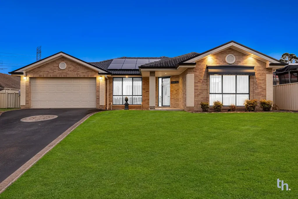 4 Sandpiper Court, Cameron Park, NSW 2285
