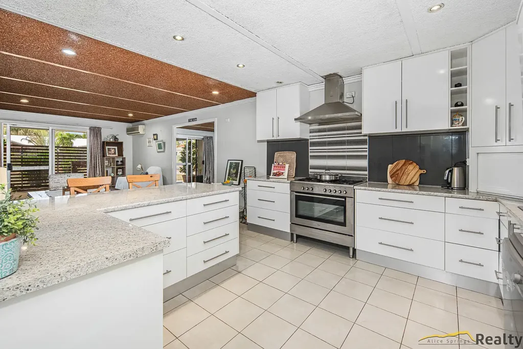 2 Andrews Court, Braitling, NT 870