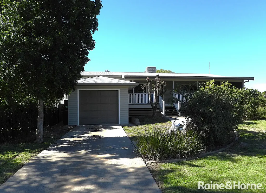 Moree 4 Bedroom Let's get you HOME ...