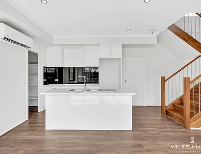 4/23 Glendenning Street, St Albans, VIC 3021, 3房, 2浴, Unit