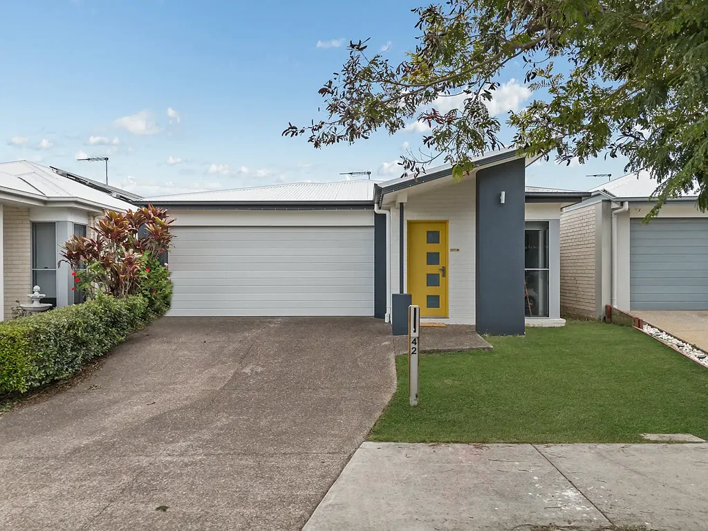 42 Meadows Boulevard, Strathpine, QLD 4500