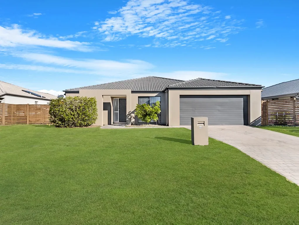 44 Lady Penrhyn Drive, Eli Waters, QLD 4655