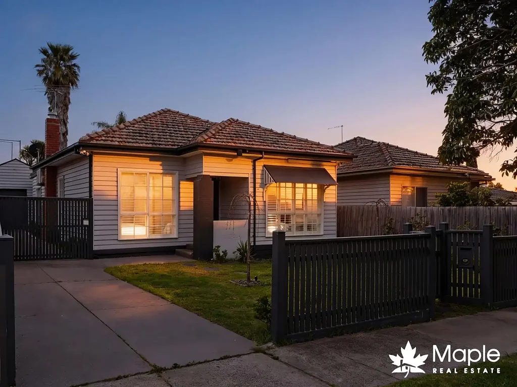 Essendon North 3 Bedroom TWIGHLIGHT AUCTION: 8th of October @ 7PM