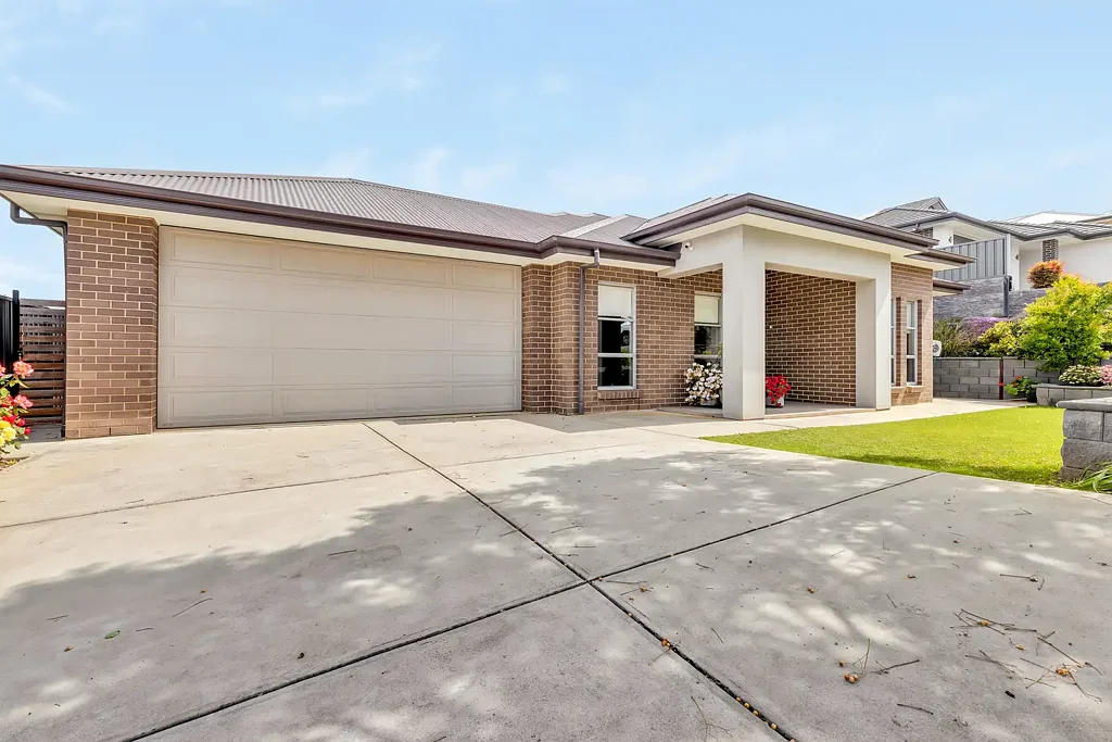 Mount Barker 4ਬੈੱਡਰੂਮ Welcome to your dream home! Nested in the picturesque suburb of Mount Barker - Your Dream Awaits !