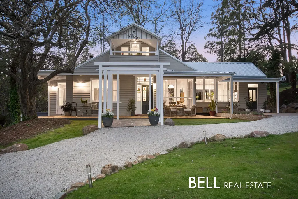 Mount Dandenong 4Moenga “Ridge House”: A Breathtaking Transformation of a Classic Hills Home Circa 1920