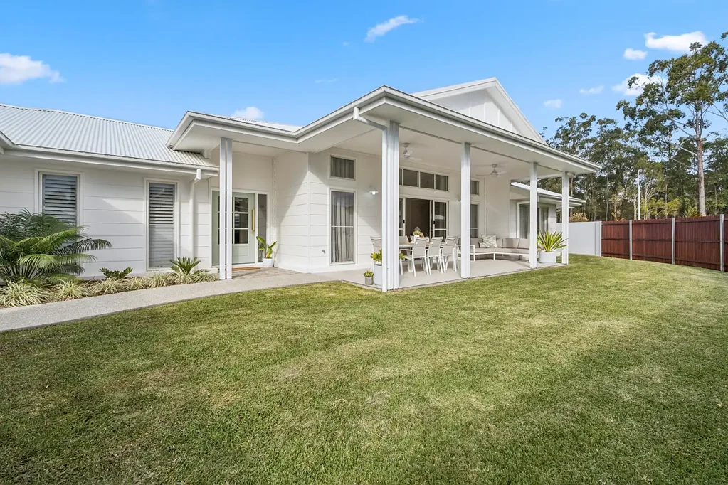 3 Edgewater Avenue, Moonee Beach, NSW 2450