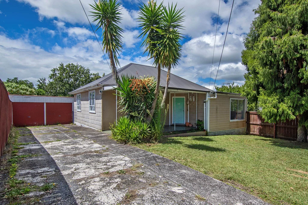 Whau Valley 3房  Nest or Invest with Potential
