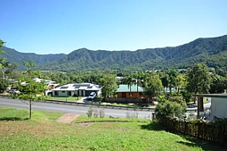 28 Timberlea Drive, Bentley Park
