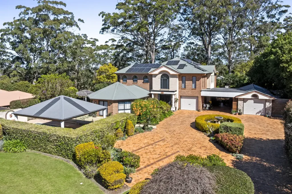 Highfields 5 Slaapkamer Elevated Luxury with Breathtaking Views
