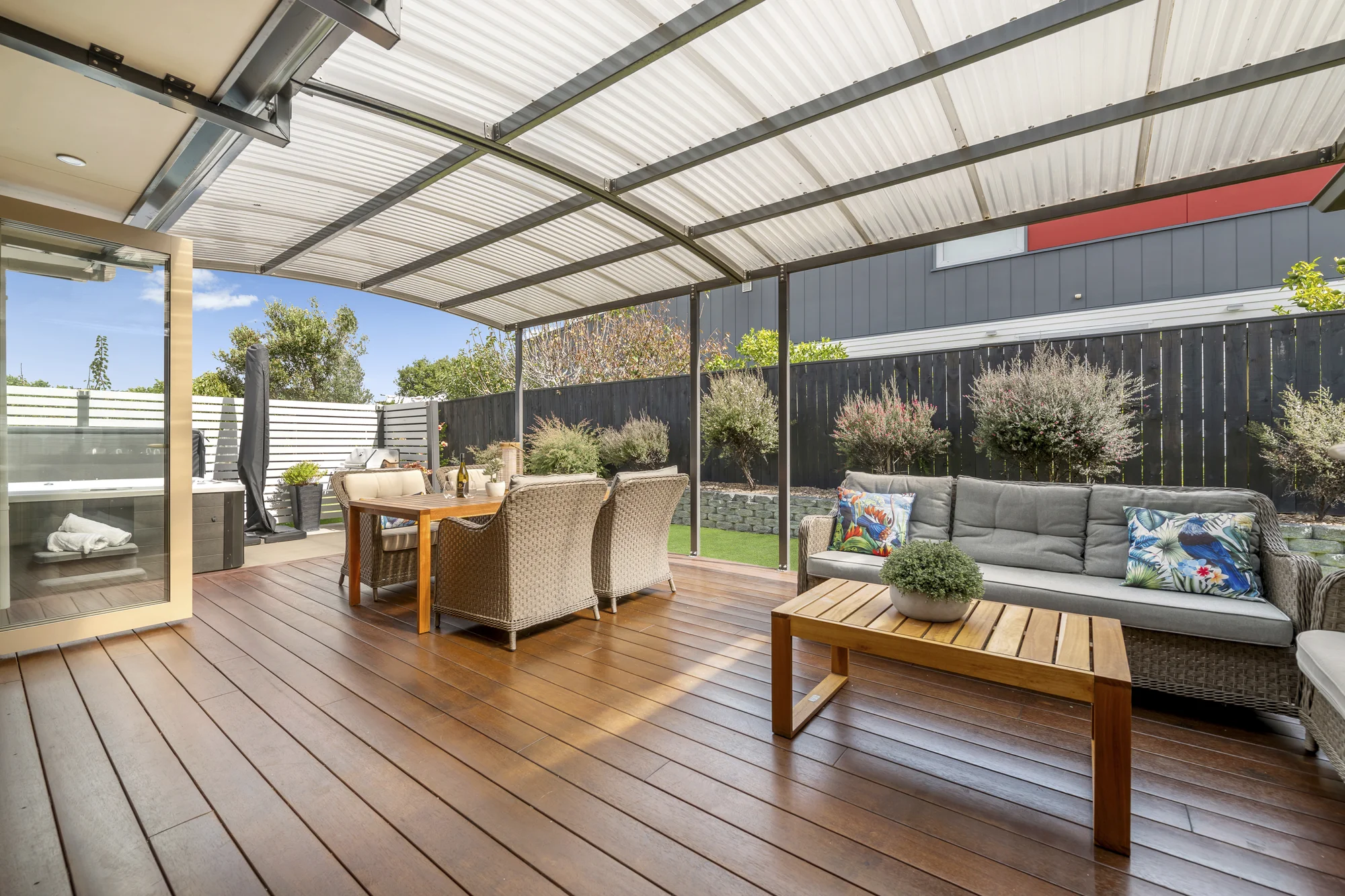 Beachlands 4房 Sail into coastal living in Spinnaker Bay...