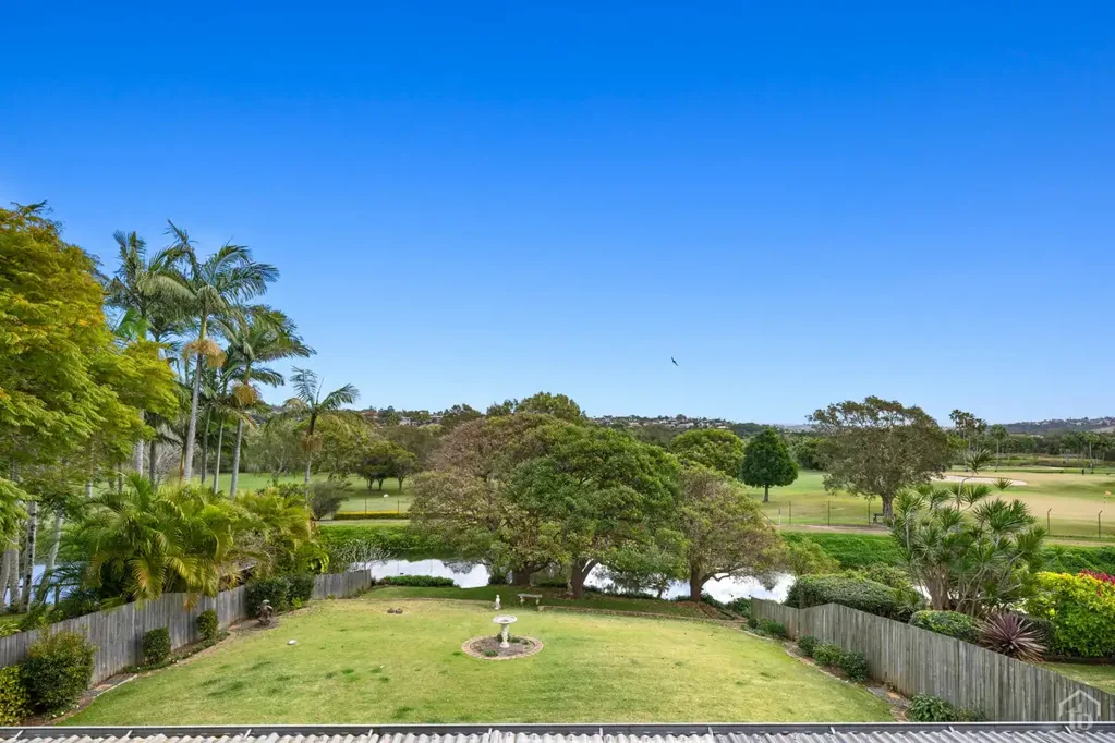Banora Point 4 Slaapkamer Sold By Tate Brownlee 0401 176 633