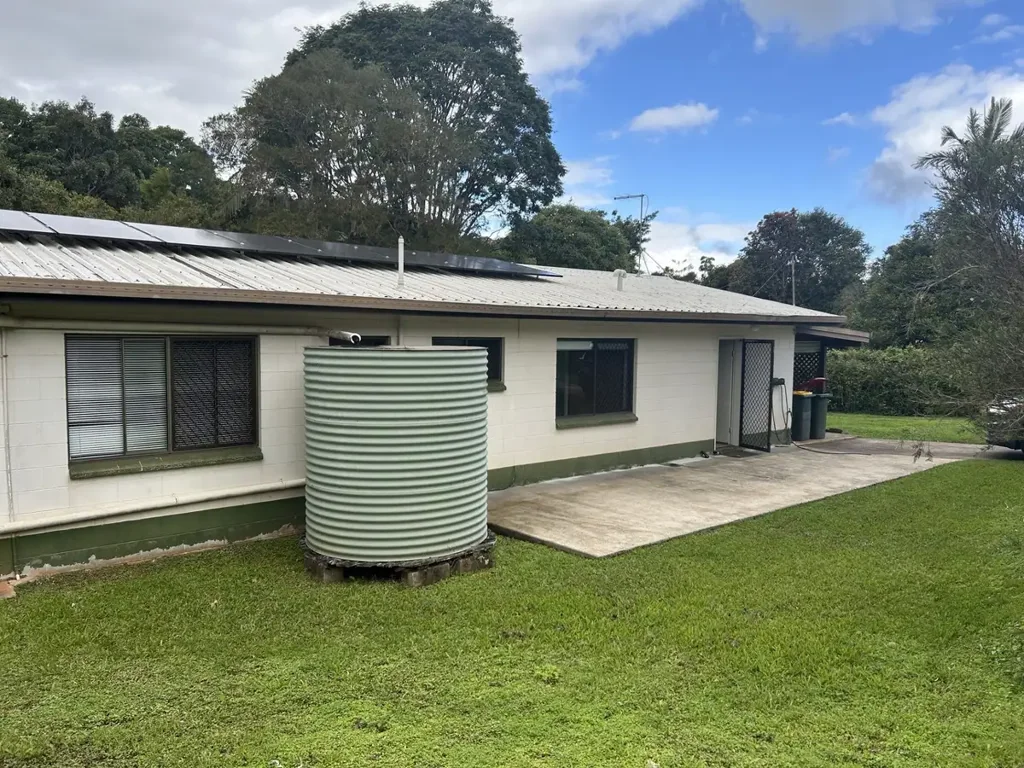 Charming 3-bedroom, 1-bathroom home on a generous 823 m� all