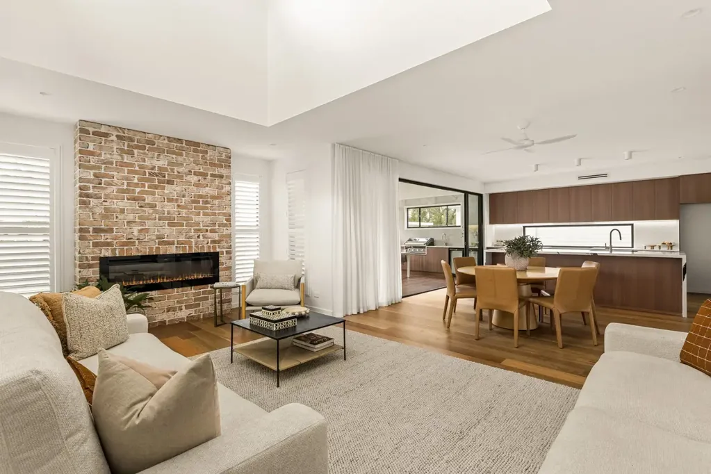 Wavell Heights 5ਬੈੱਡਰੂਮ Welcome to 26 Frankit Street - A Triumph in Design & Functionality