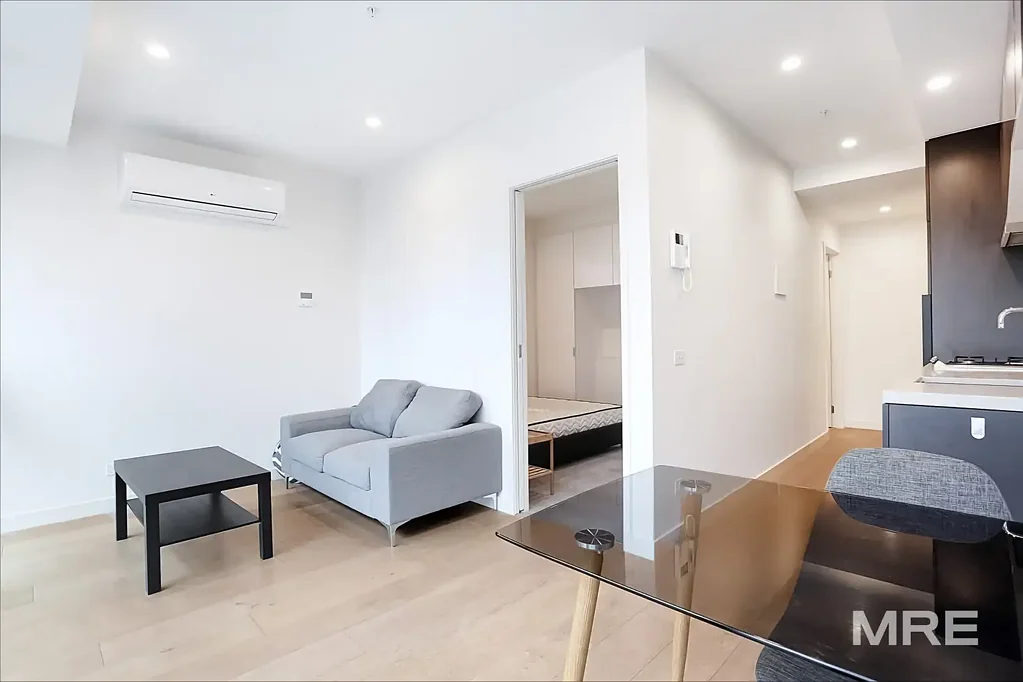 Chic living in convenient location with stunning views