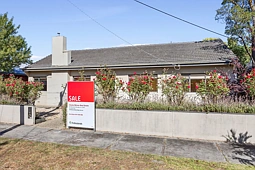 8 Margaret Crescent, Flora Hill