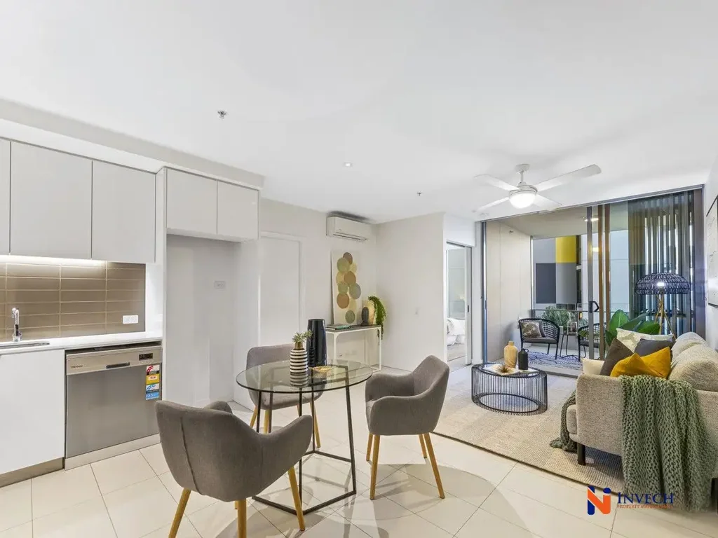 Level 14 Open Living One Bedroom Apartment For Rent