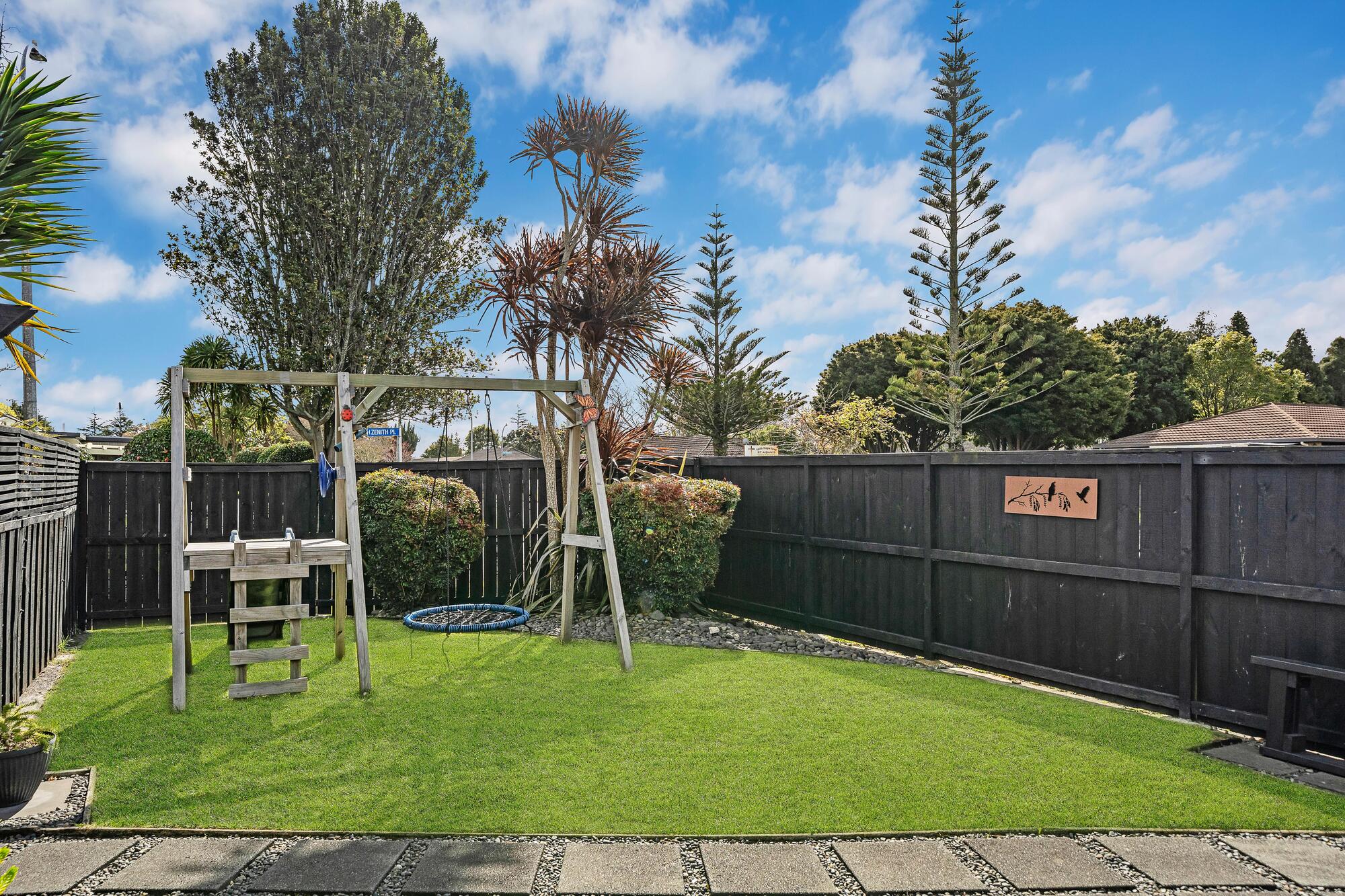 1/22 Walter Strevens Drive, Conifer Grove, photo 7