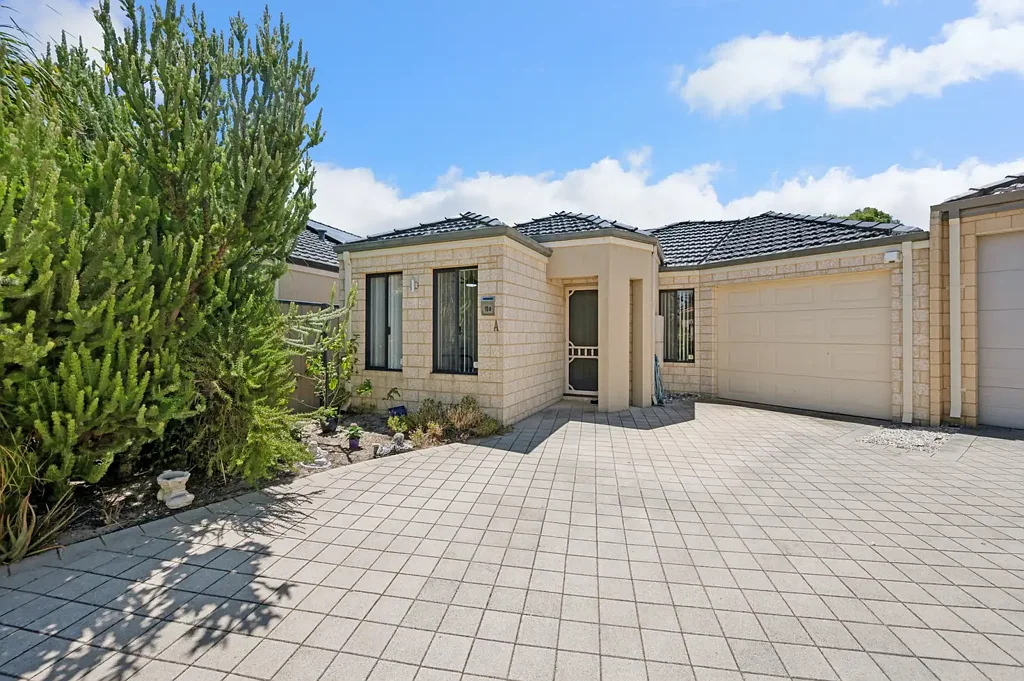 10A Ruth Avenue, Canning Vale, WA 6155