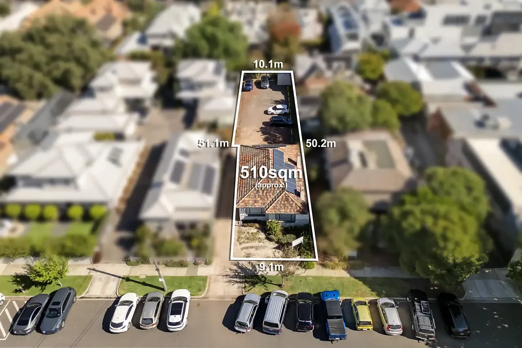 Williamstown 4ਬੈੱਡਰੂਮ Expressions of Interest Closing Saturday, 27th June at 12:30pm
