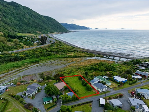 Kaikoura  Rare Oaro bare section - a coastal legacy awaits