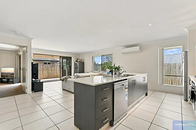 5 Bindra Street, Holmview, QLD 4207, 4 રૂમ, 2 બાથરૂમ, House