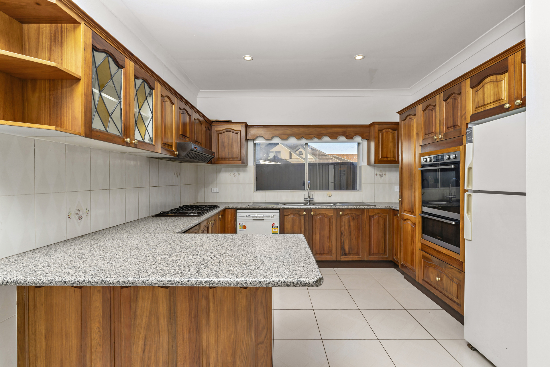 14 PERSIC ST, BELFIELD NSW 2191, 0 rūma, 0 rūma horoi, House