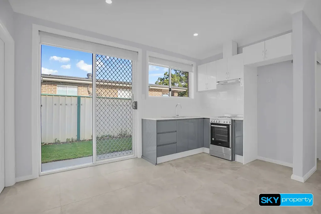 BRAND NEW GRANNY FLAT