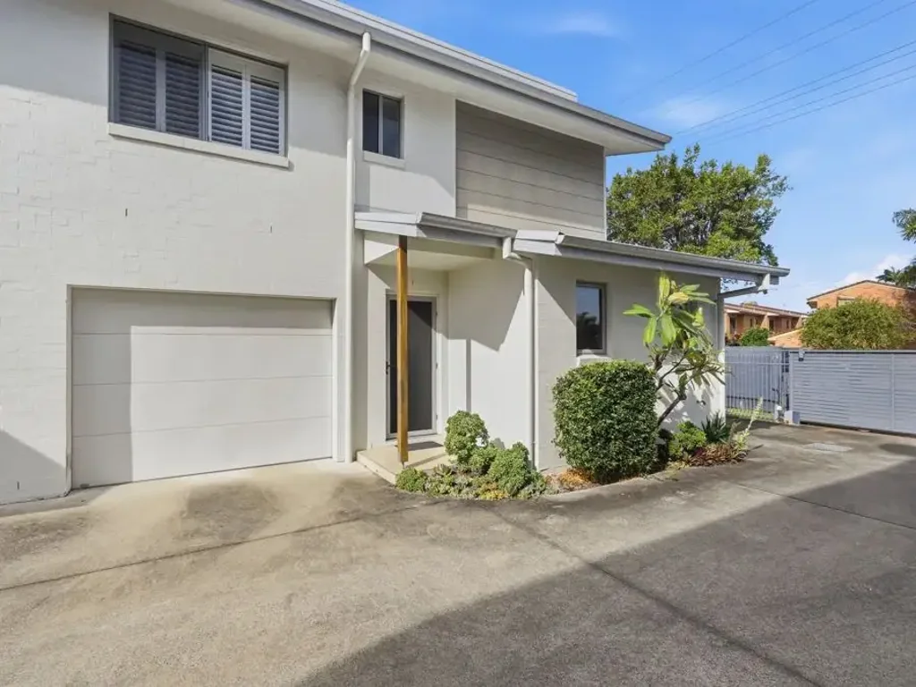 Coffs Harbour 3ਬੈੱਡਰੂਮ Coastal Townhouse 550 Metres to the Beach...