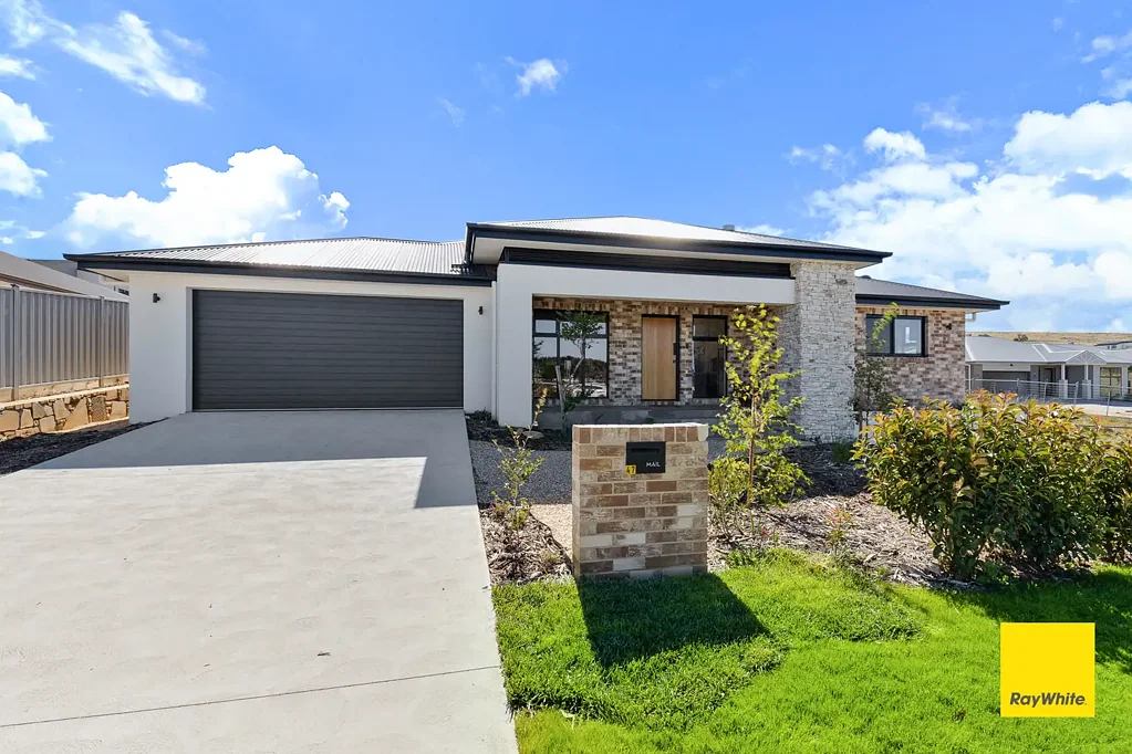 Bungendore 3ਬੈੱਡਰੂਮ Built by a family, now ready for yours