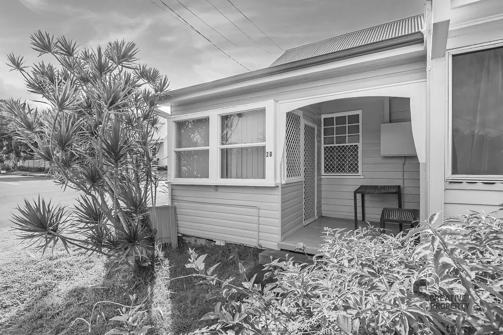 28 Maitland Street, Stockton, NSW 2295