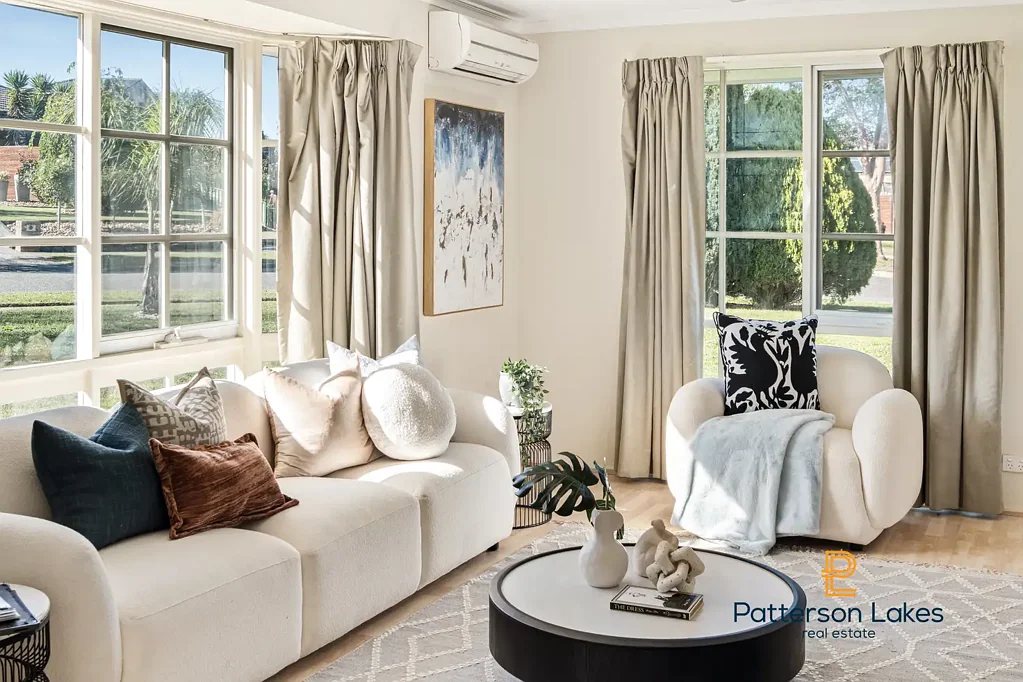 Narre Warren 3ห้องนอน Corner Allotment with Outstanding Redevelopment Potential (STCA)