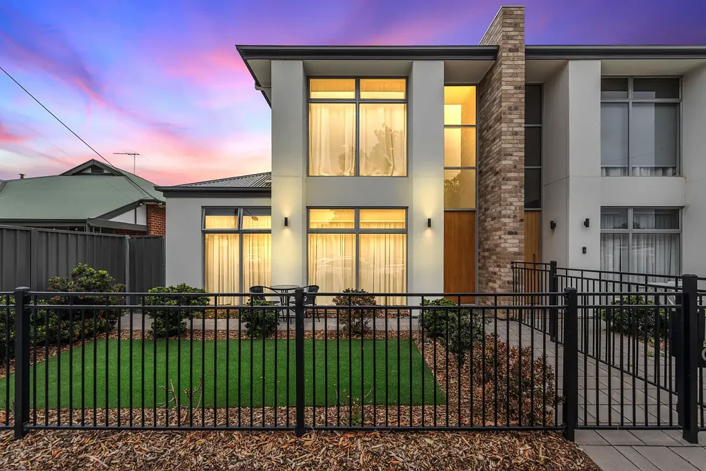2/20 Fourth Avenue, Cheltenham, SA 5014