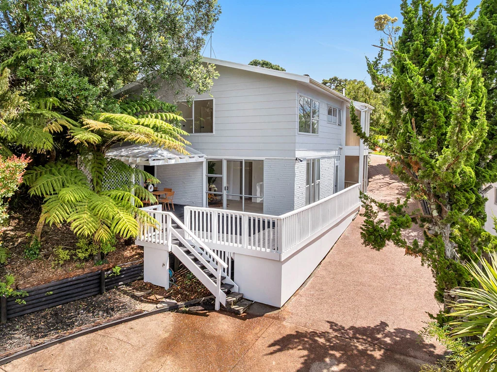 Glen Eden 3chambre Priced to Sell - Motivated Vendors