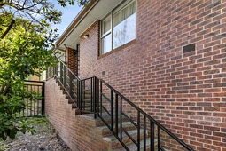 3 Plenty River Drive, Greensborough
